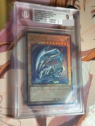 遊戲王 2024 日版 藍眼白龍 青眼白龍 UTR 鑑定卡 BGS 9.5 PSA 10  QCCP-JP001 3D