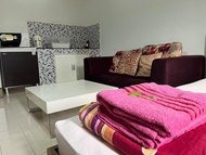 Rumah m² dengan 1 bilik tidur dan 1 bilik mandi peribadi di Pakkred (Impact Arena C5 by Jintana (63