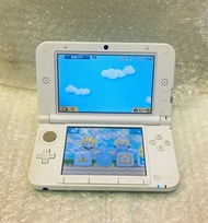 極新99% New 雪糕綠 雪白 crossover 3DS LL