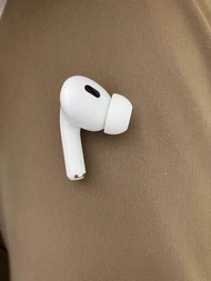 Apple Airpods pro 2 單左耳，airpod  pro2  單右耳一隻，ligthning口，pro 2  L  side  ear ，pro 2  R side  ear