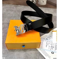 Gold-plated Lv men's belt, Lv men's belt with automatic buckle, pu leather material, anti-rust metal