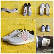 NB 880 Size 42 (26.5 cm) SECOND ORIGINAL