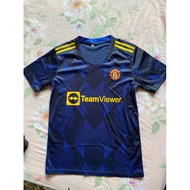 Jersey Bola MU & Arsenal