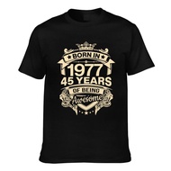 Born In 1977 45 Years Of Being Awesome Men'S Custom T-Shirt