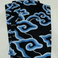 Kain batik mega mendung biru