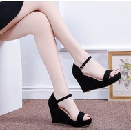 HEUS Suri High Wedge