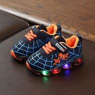 SUGE รองเท้าเด็กเด็กชาย Kasut Budak Lelaki Spiderman LED Luminous รองเท้าผ้าใบสีดำรองเท้ากีฬาโรงเรียนสาว