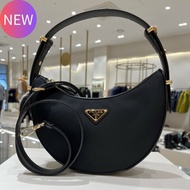 Prada 1BC194 Re-Nylon Arque 彎月包 付長肩帶﻿ 黑色《2024季度★全新商品 》