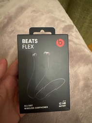 Beats flex