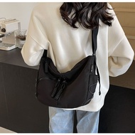 Sling Bag Man Branded Shoulder Bag Large Capacity Crossbody Bag Modern 斜挎包 Cheap Gift