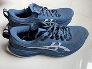 ASICS Novablast 2 藍色跑鞋