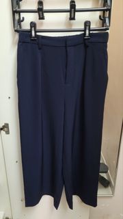 Uniqlo 女裝裙褲
