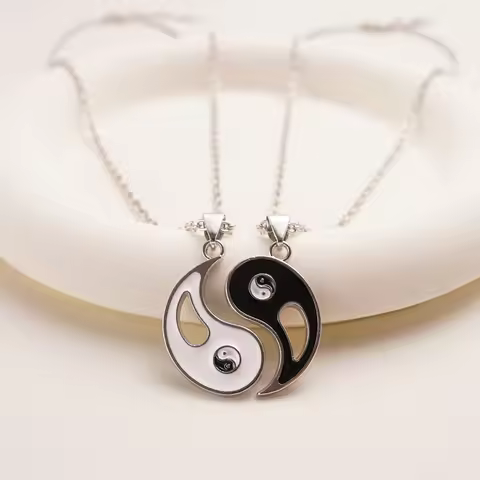 2 Pcs/set Hollow Tai Chi Pendant Necklace For Women Adjustable Yin Yang Friendship Best Friend Coupl