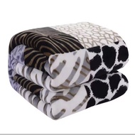 Queen /double/single Size Soft Blanket Pranela(1pc. Pranela Malambot Kumot )/Fluffy Blanket Fluffy B