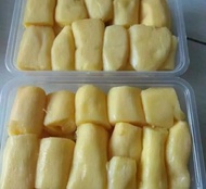 tape peuyeum tape singkong mentega maniiis kemasan mika plastik +kardus 1kg