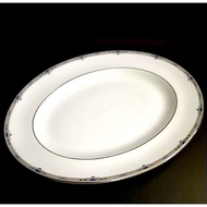 Wedgwood 🇬🇧 L35cm Made in England Amherst Bone China Oval Plate