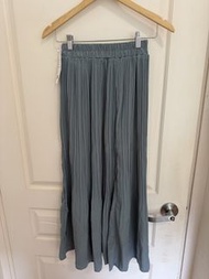 Classical Elf Matcha Green Pleated Skirt - Brand New