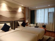 อีสต์ ควีน โฮเต็ล (ซีอาน เป่ยเหมิน เมโทรสเตชั่น) (East Queen Hotel (Xi'an Beimen Metro Station))