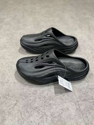全新  hoka 包頭 拖鞋 涼鞋