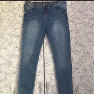 Preloved Garage Jeans