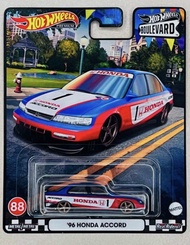 Hobby Store xe mô hình Hot Wheels Premium Boulevard 96 Honda Accord Đỏ