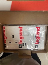 Legrand 13A 孖位掣蘇 帶USB A&C 5V 3A