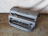 柏金斯點字機（braille typewriter、Perkins Brailler、盲人打字機）—古物舊貨、懷舊古道具、復古擺飾、早期民藝、工業風格、古董科技收藏