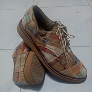 TOMS Shoes Madras Model