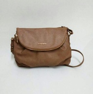 Mango touch sling bag