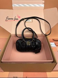 Miu Miu Arcadie Matelassé 黑色色羊皮保龄球手提袋miumiu
