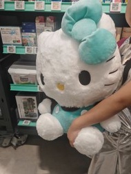 Hello Kitty 大公仔