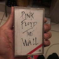 kaset pink floyd the wall