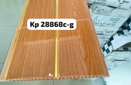 Plafon PVC Kayu Terang Garis Emas 8mm