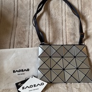 ISSEY MIYAKE 三宅一生BAOBAO 3x4小型斜背包