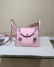 粉色手提包 Hermes愛馬仕mini lindy 3Q櫻花粉swift皮銀扣Z刻