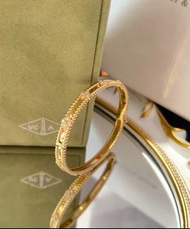 Van Cleef & Arpels outlet bracelet vca玫瑰金鑽石手鐲