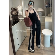 H74 three-hole sports set includes zip shirt, freesize rough wind pants, personality, dynamic style