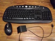 二手 羅技 Logitech   羅技 Canada210 無線鍵盤 Y-RK56A +無線滑鼠 /附接收器