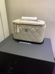 Chanel 白色長盒子荔枝皮