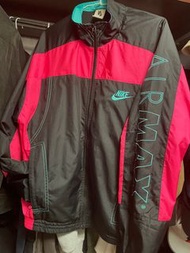 Nike x Atmos 防風外套