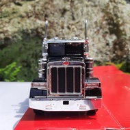 Diecast Peterbilt 379 Semi Tractor Truck Heavy Towing 1:32 Newray Miniature Display Toy