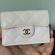 香奈兒Chanel CF櫻花粉金扣荔枝皮防刮三折短夾