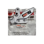 3C1-F7462-00 BRACKET FOOTSTEP BRACKET FRONT RIGHT VIXION OLD OVI ORIGINAL YAMAHA YGP ORIGINAL