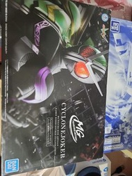 Bandai MG CycloneJoker 模型