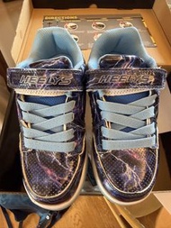 Heelys 暴走鞋 The Original Wheeled Shoe Lightning Print