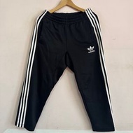 九成新 正品 Adidas男款九分褲 DN8039 尺寸S