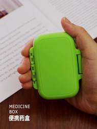 Pill Box, Small, Portable, 3-compartment Mini Capsule Box, Travel Pill Box, Pill Compartment, Portable Sealed Medicine Box