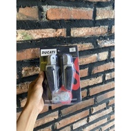 Universal DUCATI footrest