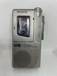 AIWA TP-M320 保存良好 功能正常  復古愛華錄放音機 採訪 留言 練稿 播放機器乾淨 電池槽也乾淨 附送一盒圖中SONY錄音帶