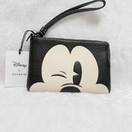 ⭐️限量超可愛⭐️全新Coach聯名迪士尼米奇手拿包（限量款）零錢包